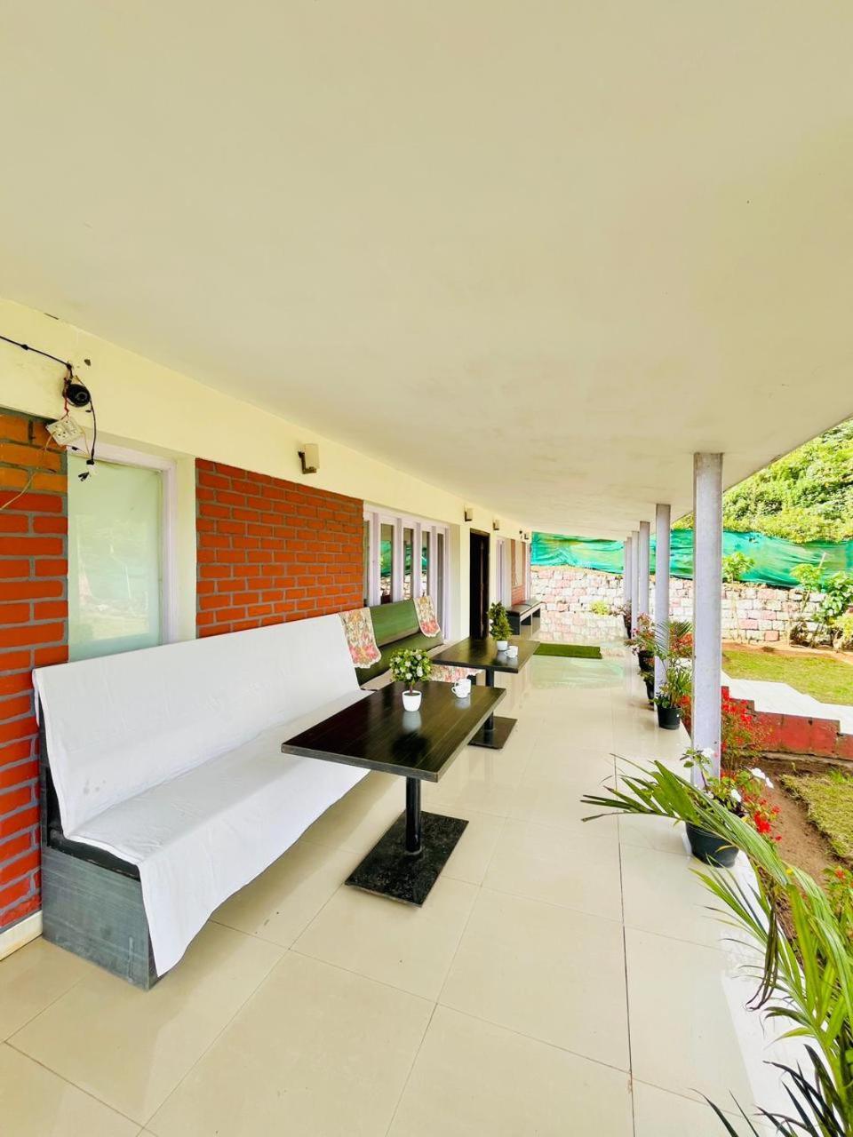 Nilgiris Inn Kotagiri Zewnętrze zdjęcie